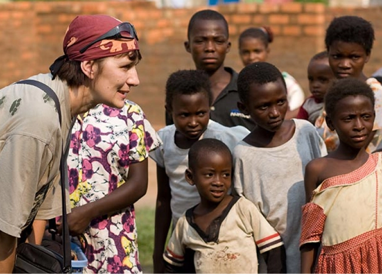 Care-hands-about-our-program-card-image-three