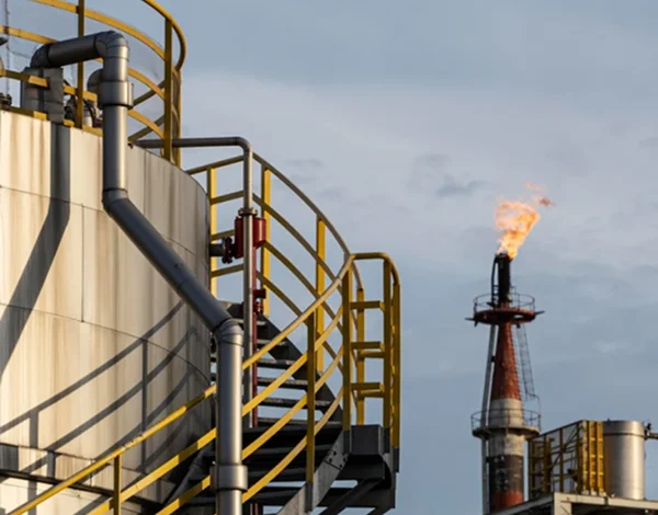 Kontix-home-two-oil-and-lubricant-image-webflow-ecommerce-template