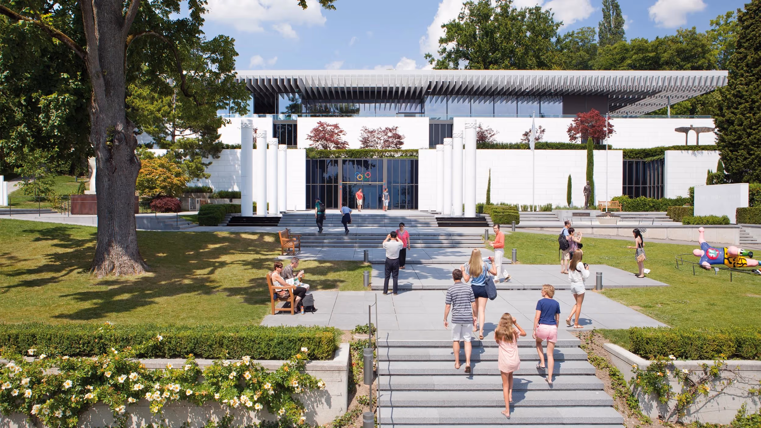 Vol en montgolfiere au-dessus des Alpes