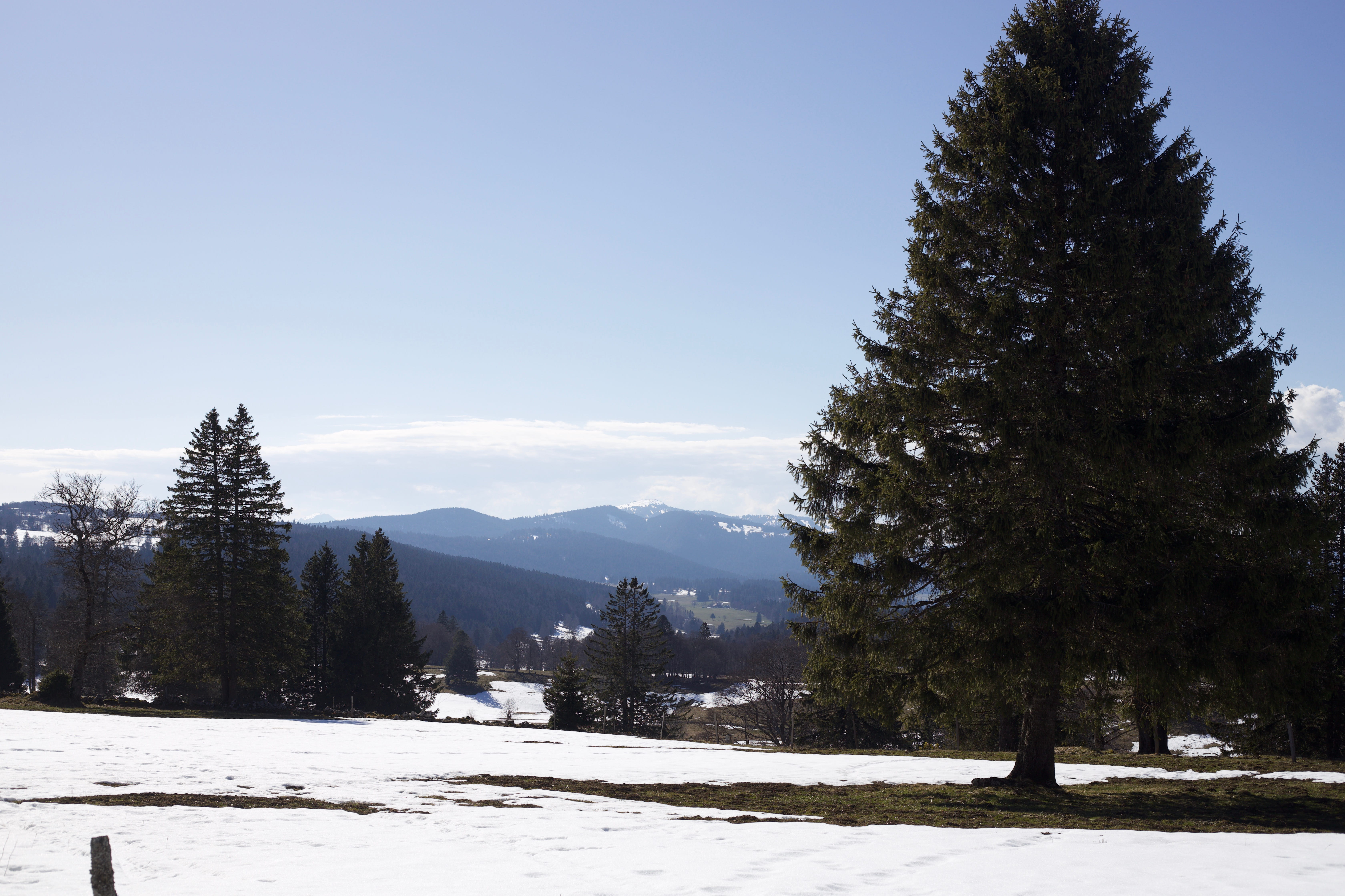 Vue aerienne des montagnes