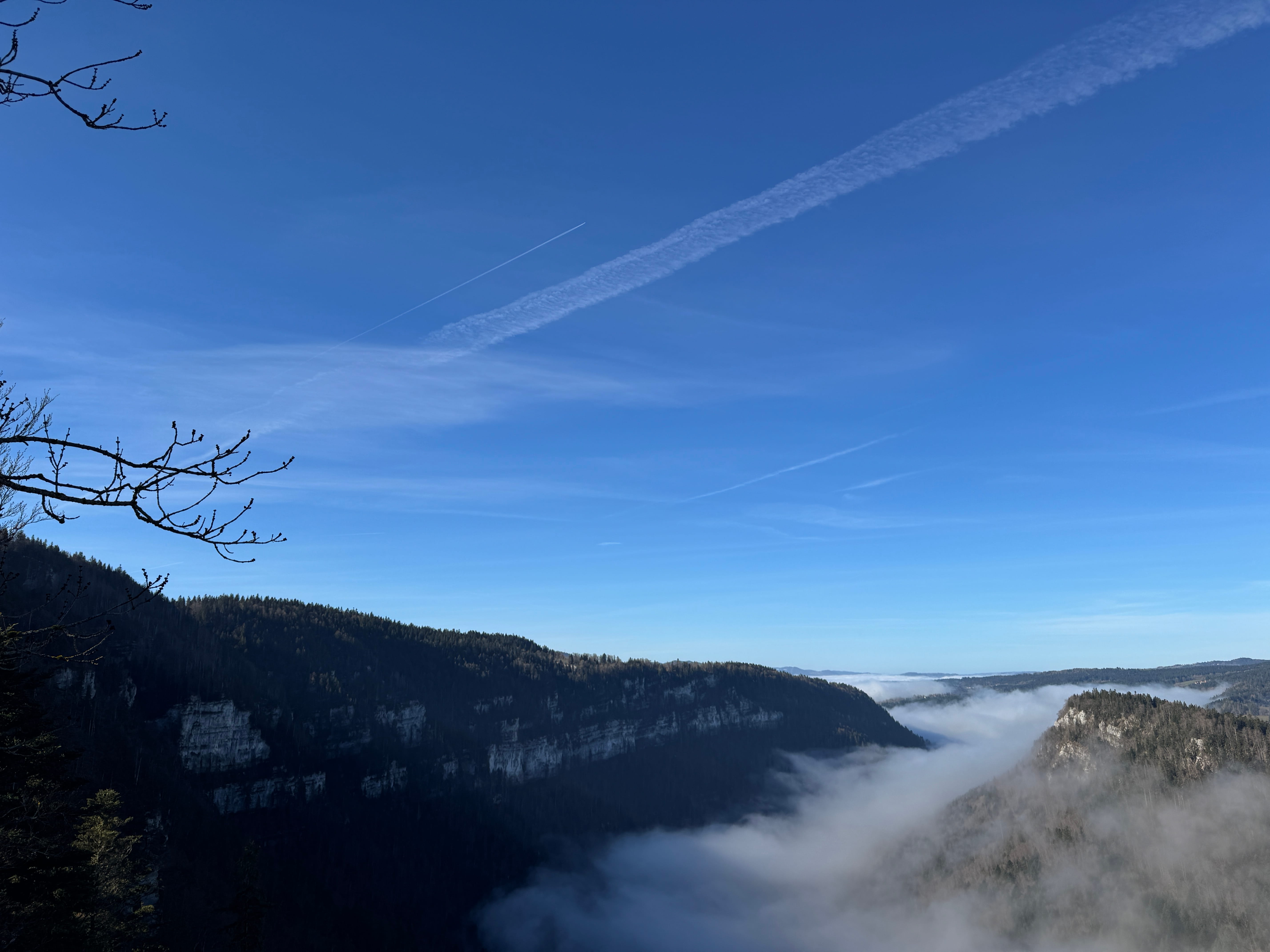 Vue aerienne des montagnes
