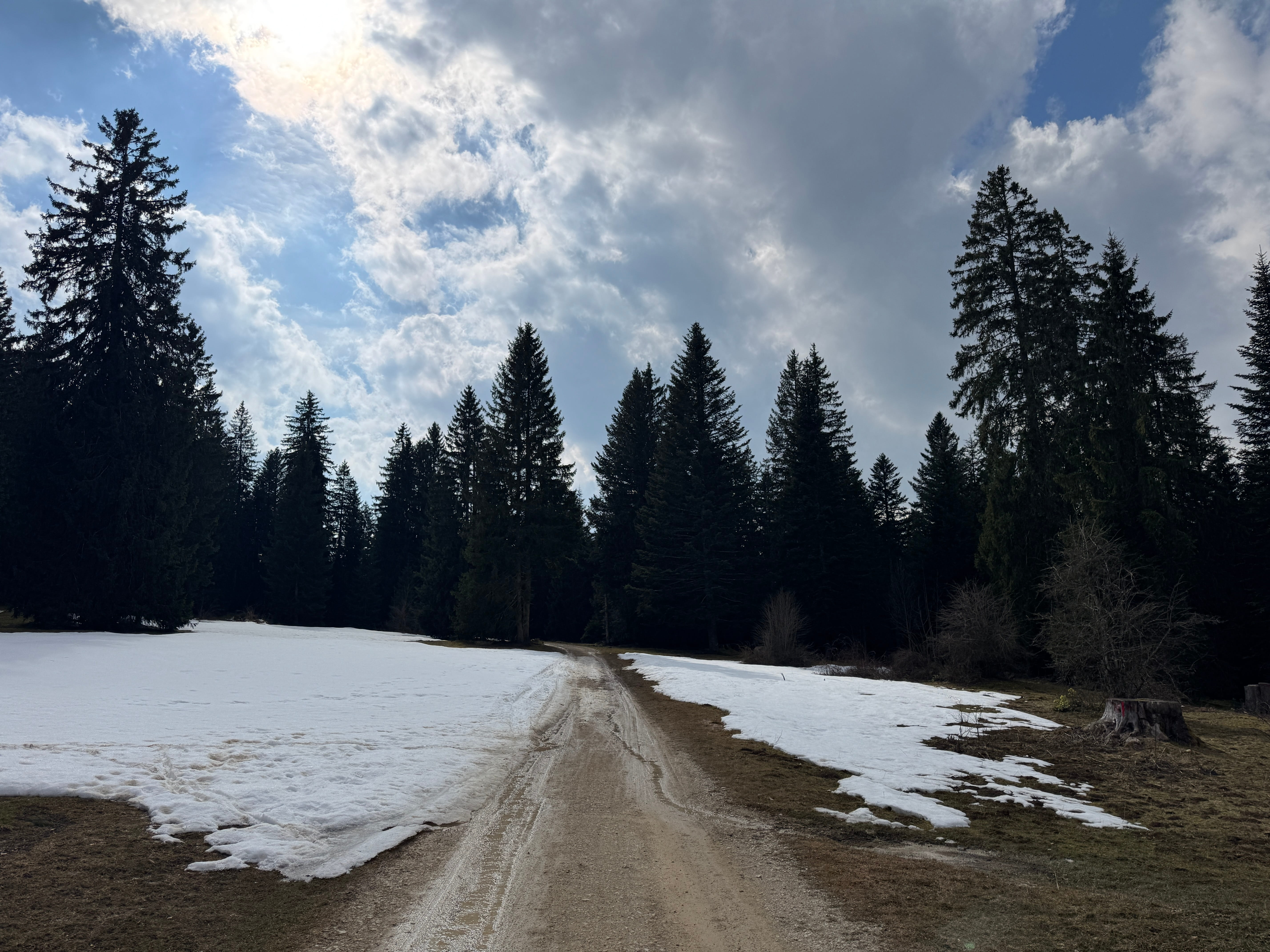 Vue aerienne des montagnes