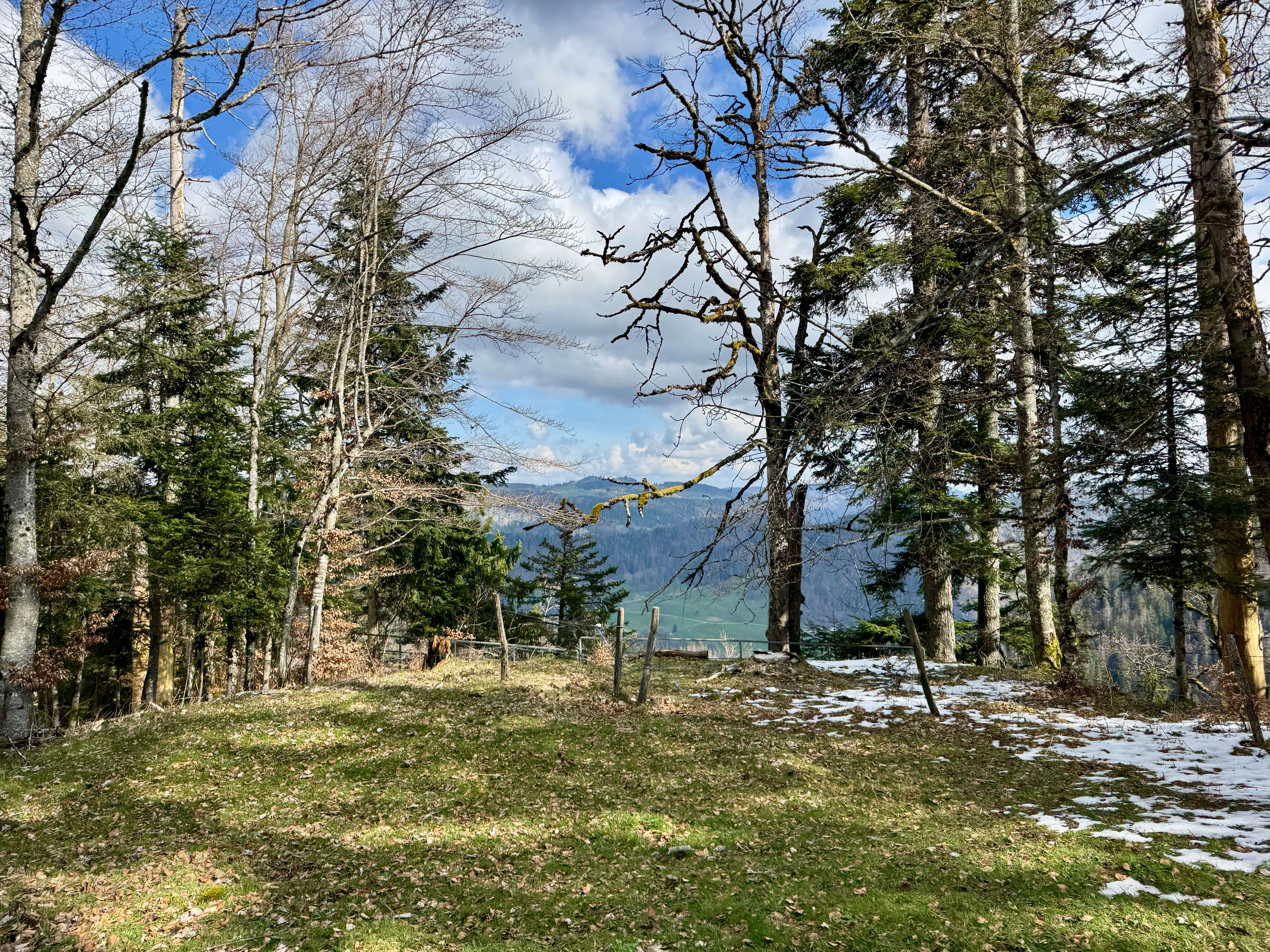 Vue aerienne des montagnes