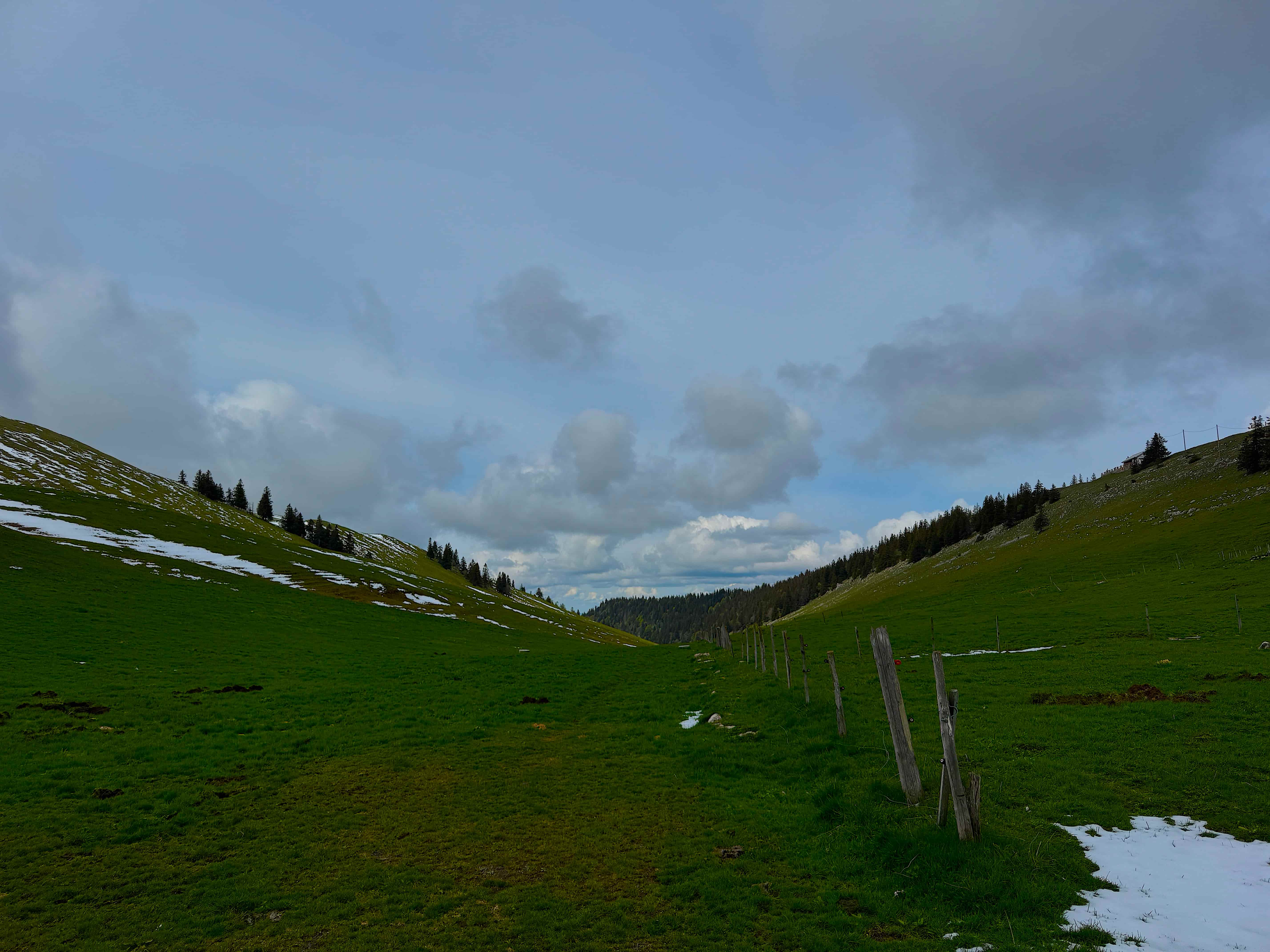 Vue aerienne des montagnes