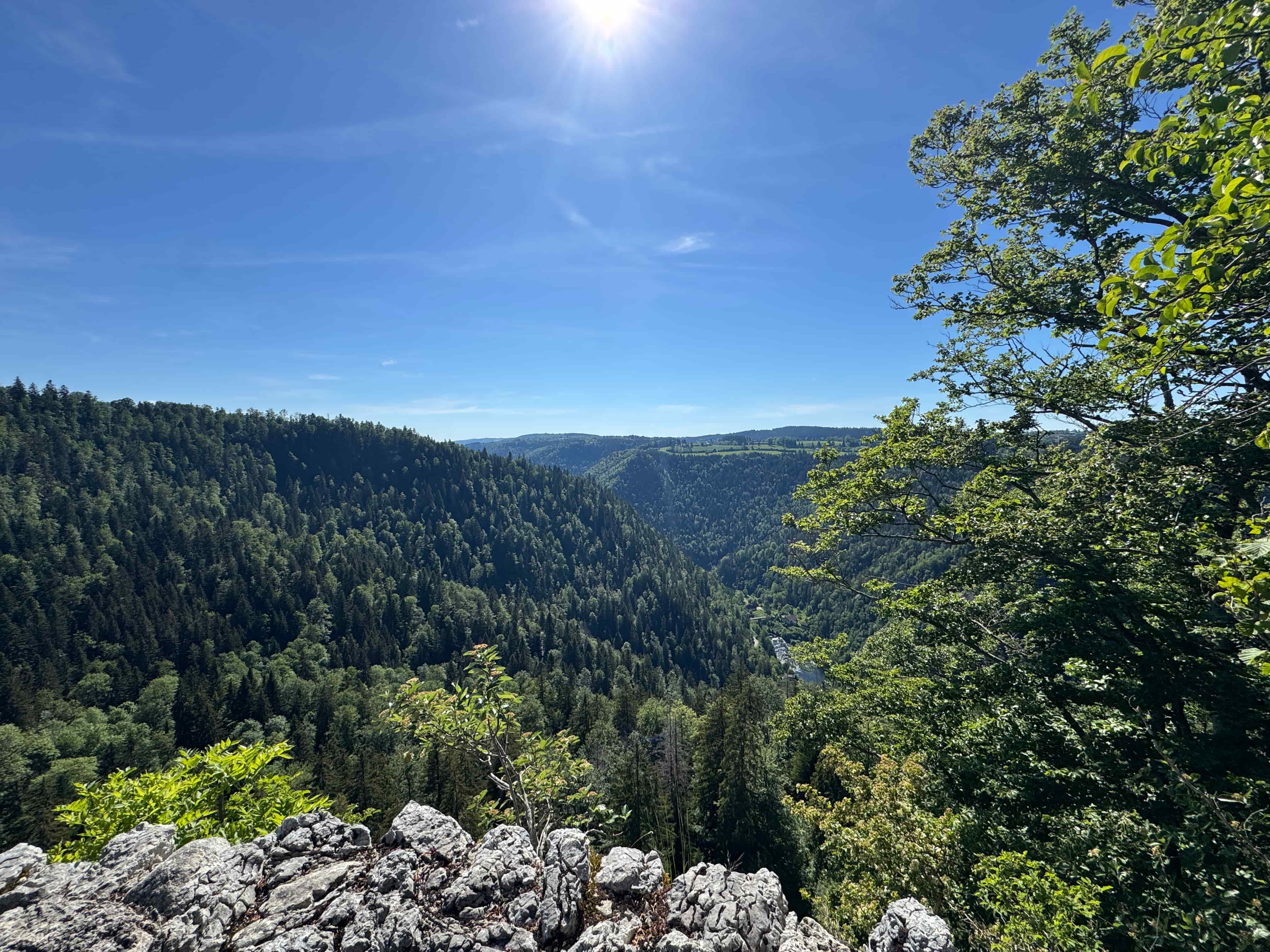 Vue aerienne des montagnes