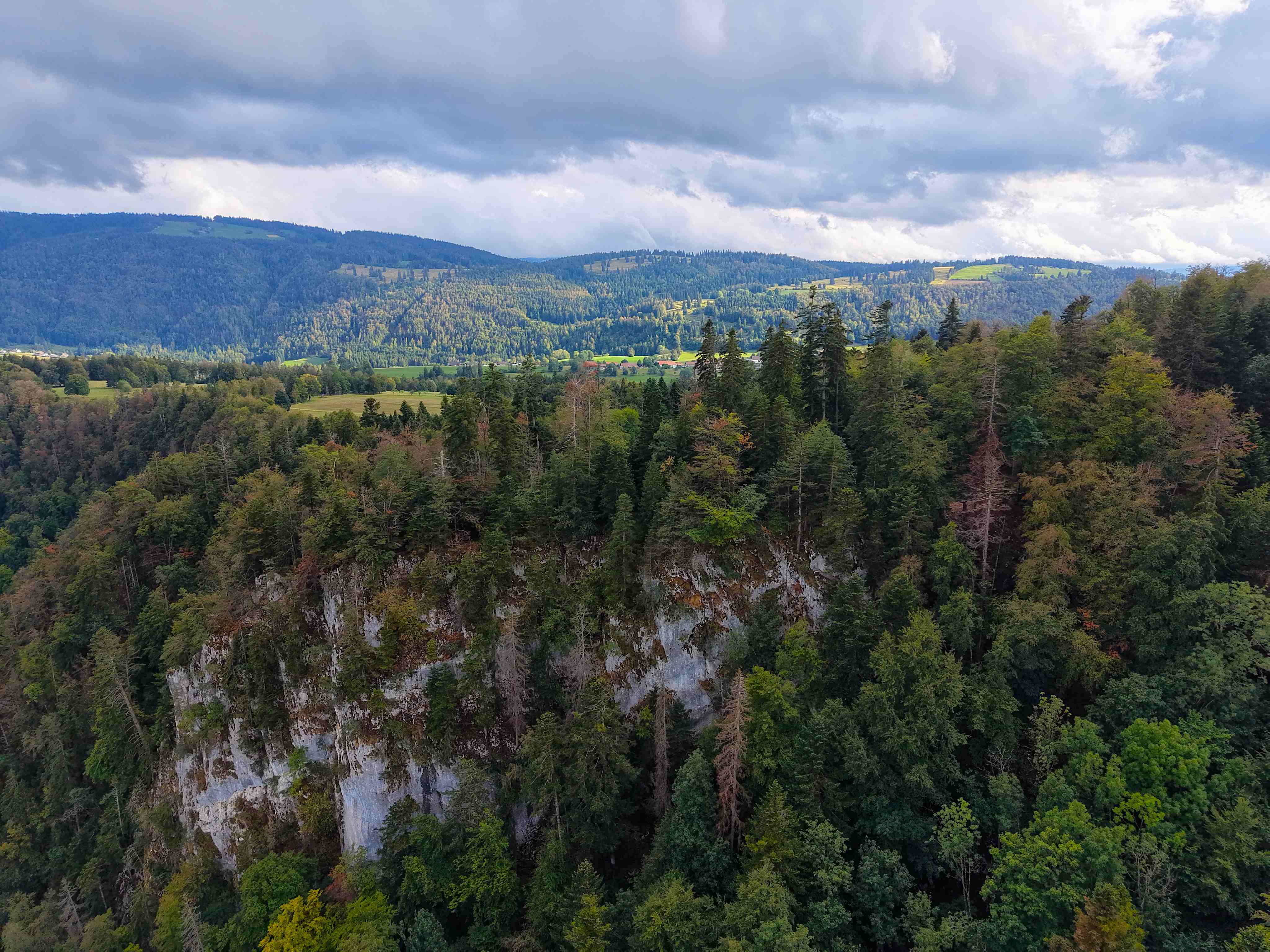 Vue aerienne des montagnes