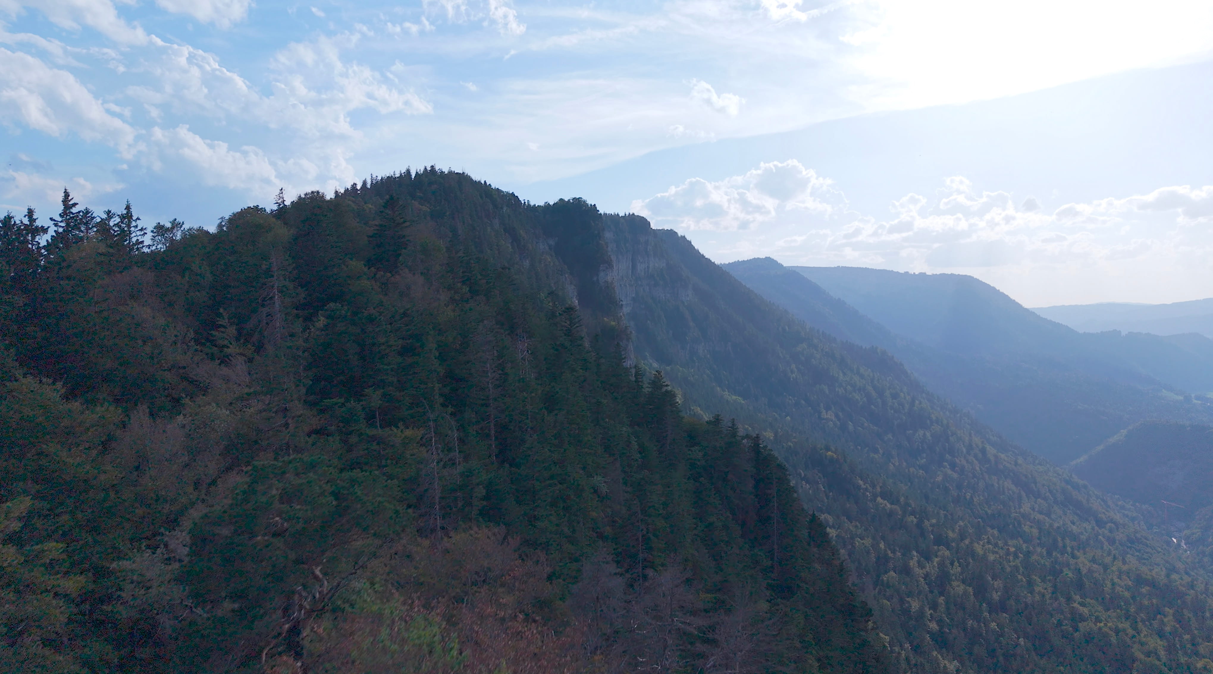 Vue aerienne des montagnes
