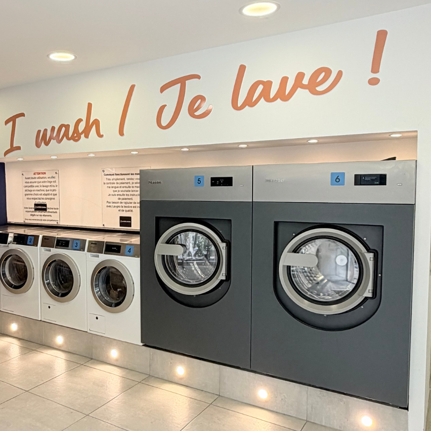 Les machines à laver de la laverie