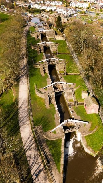 leeds liverpool canal bridges