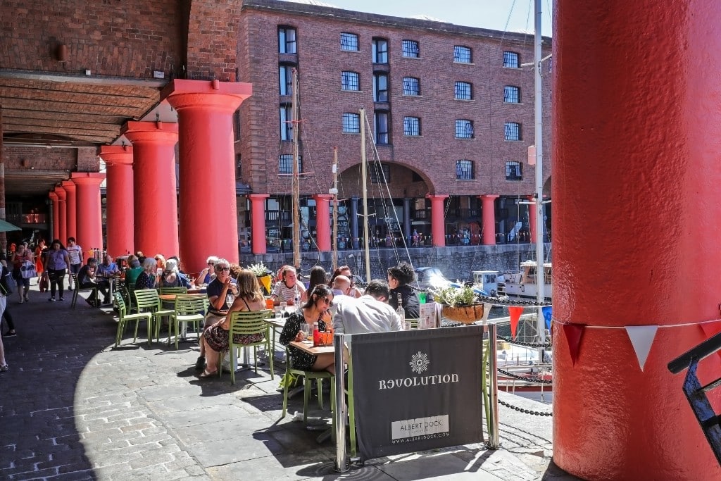 a picture of the royal albert dock, liverpool