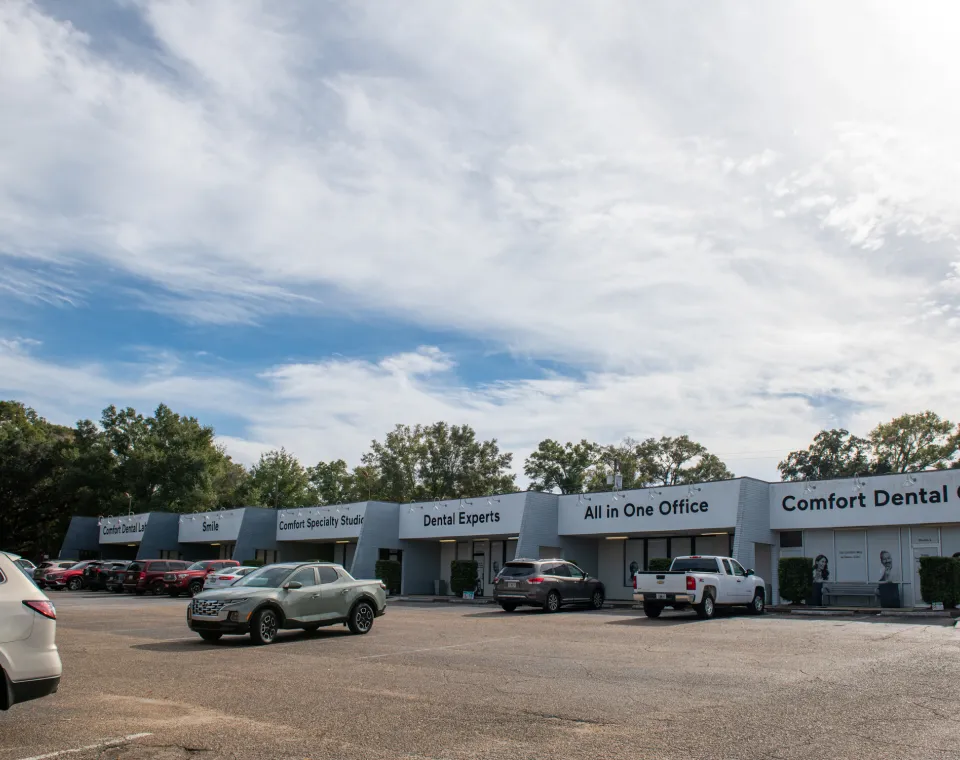 Welcome to Comfort Dental Care & Orthodontics Pensacola – One of the Best Dental Practices Near Pensacola