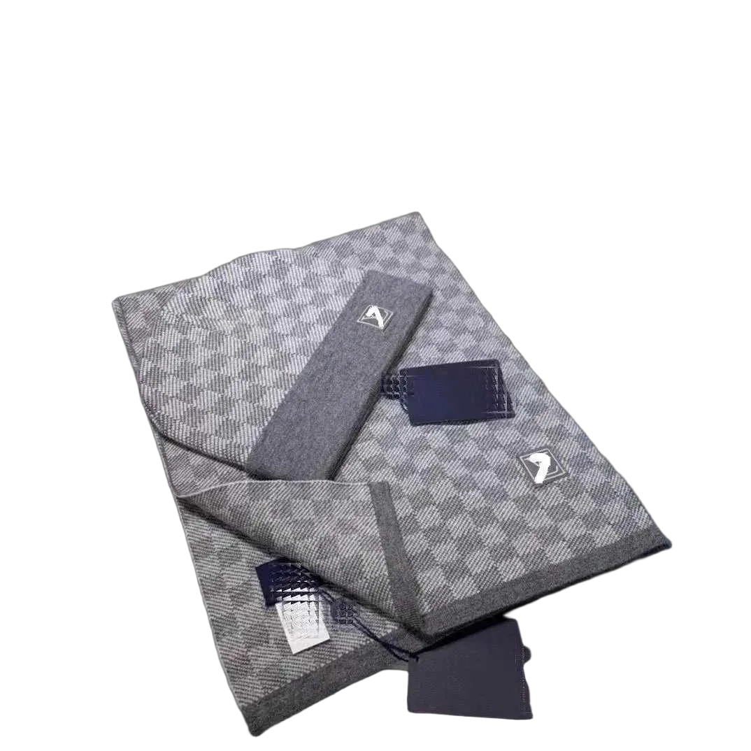 Louis Vuitton Scarves