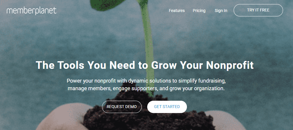Screenshot of MemberPlanet’s membership management software for nonprofits information page