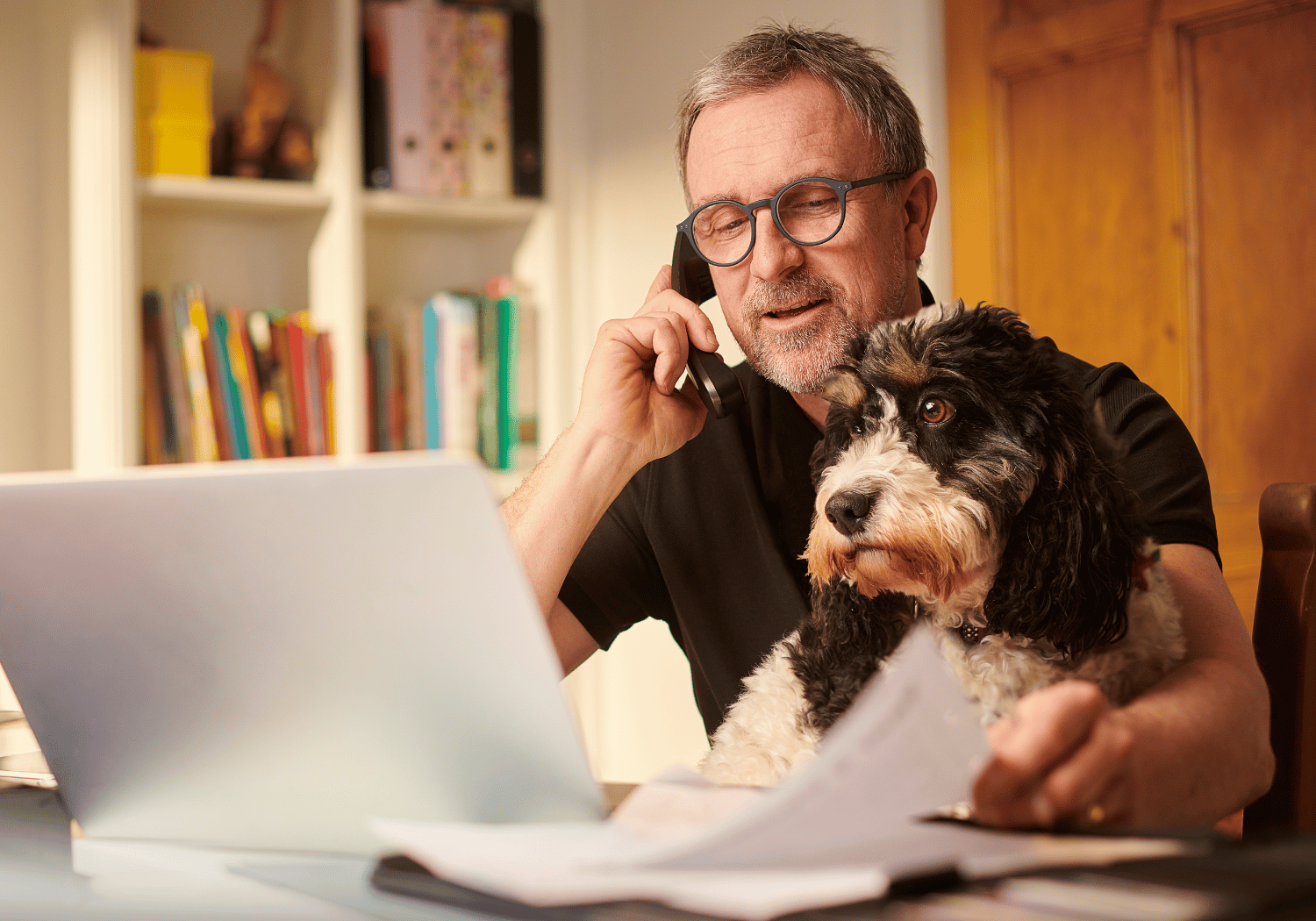 [team] image of teamwork in the studio