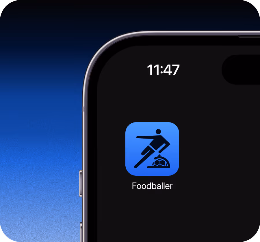 Foodballers App Icon auf Smartphone – Sporternährung und persönlicher Koch für Profisportler in der D-A-CH Region