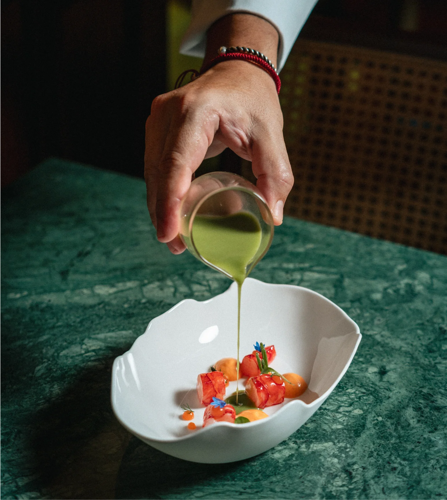 Mesa posta no Restaurante Éon, Palacete Severo — experiência gastronómica de luxo