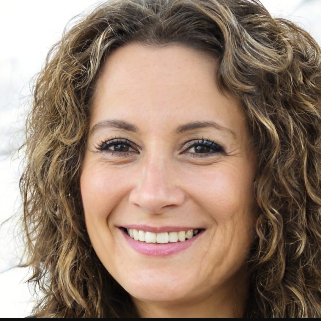 [headshot] image of customer (for a mobile gaming)