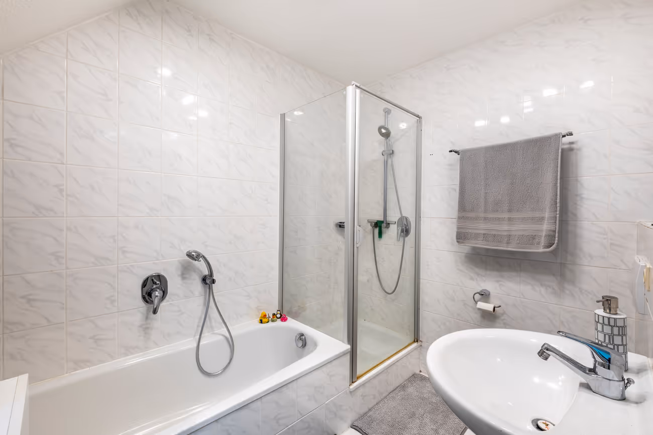 Badezimmer DG Anbau