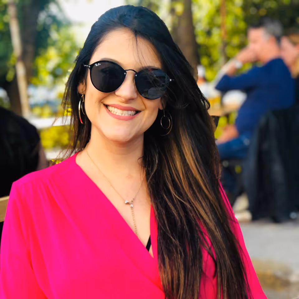 [headshot] image of satisfied customer (for a property management company)