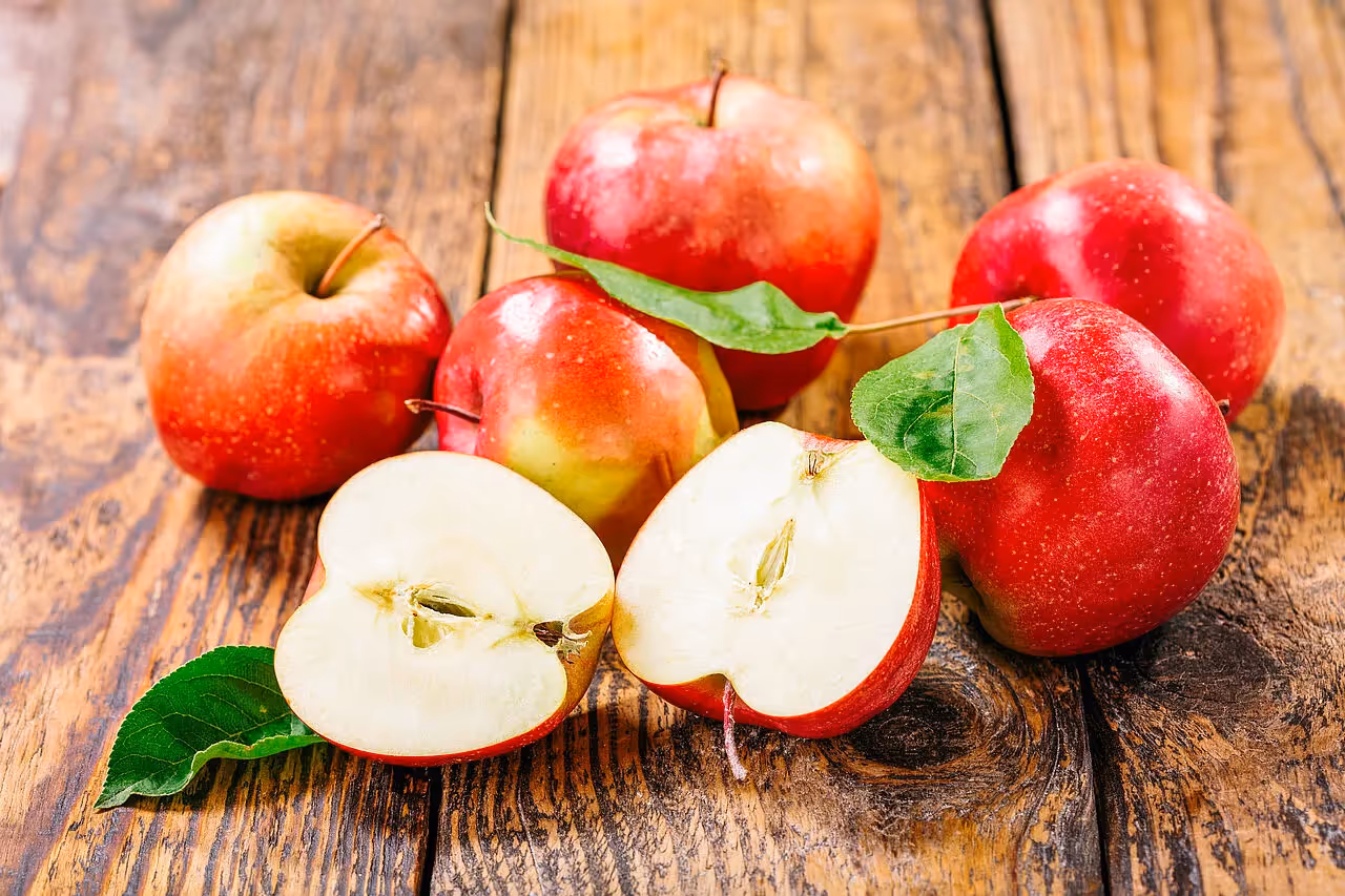 Rote Äpfel