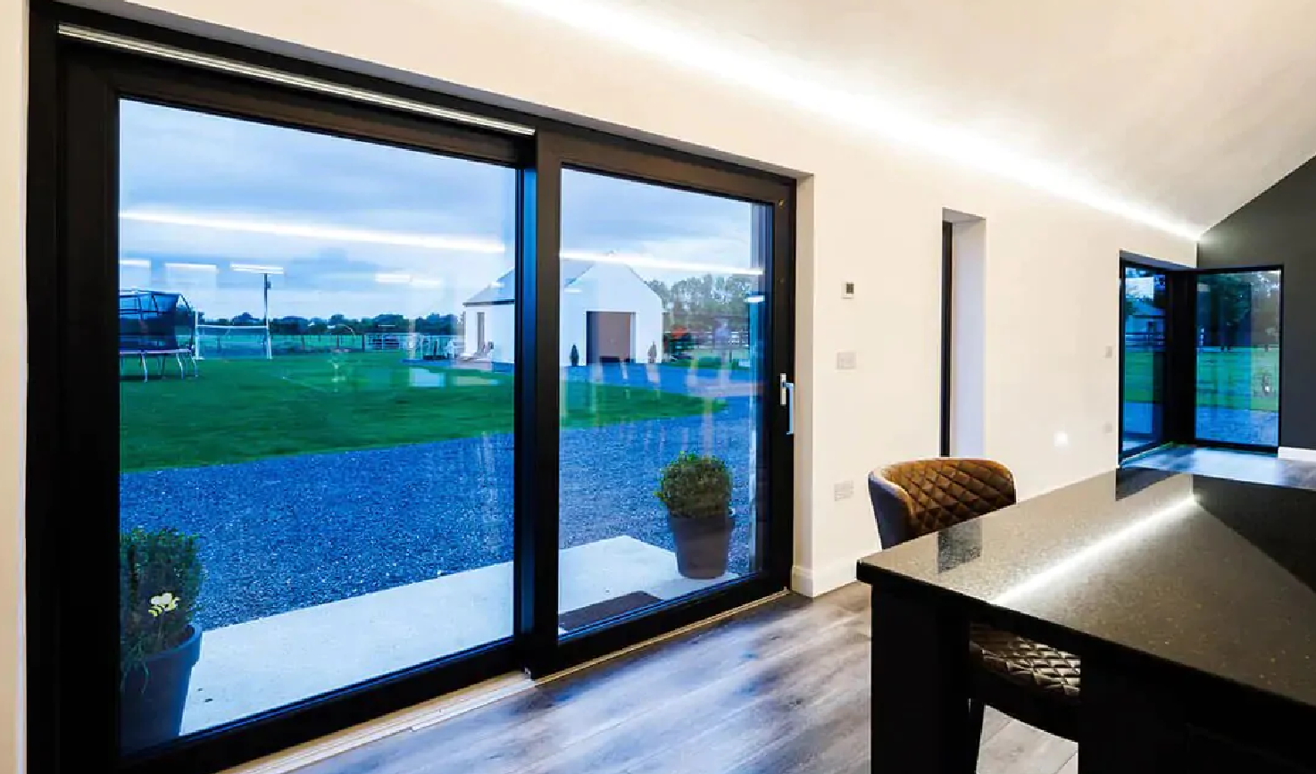 Gallery Single Image