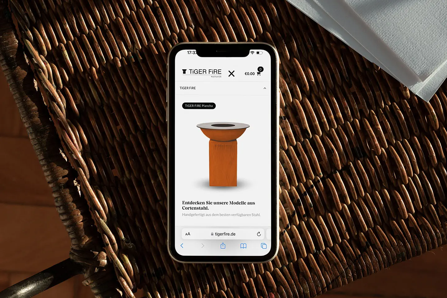 pixelneuroot. | TiGER FiRE