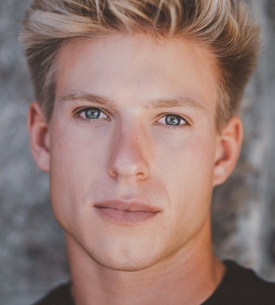 Headshot of Dr Robin Ostermeier