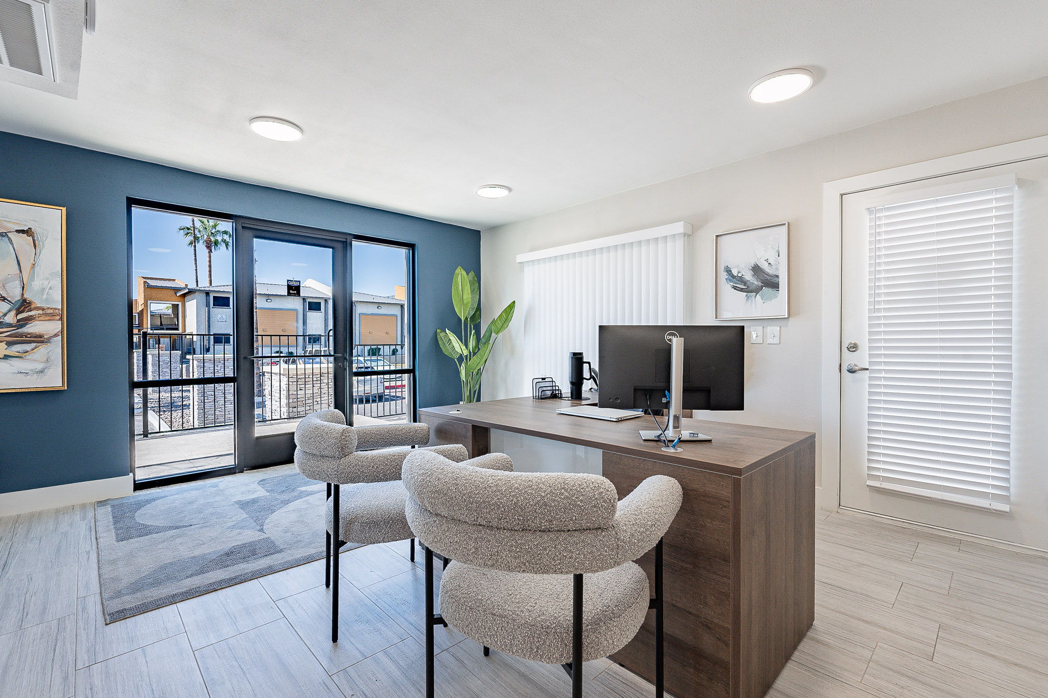 Clubhouse leasing area