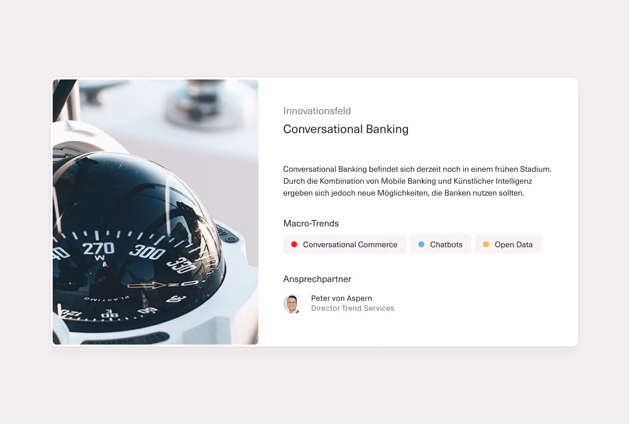 Navigationskompass und Text zu Innovationsfeld Conversational Banking mit Beschreibung, Makro-Trends und Ansprechpartner Peter von Aspern.