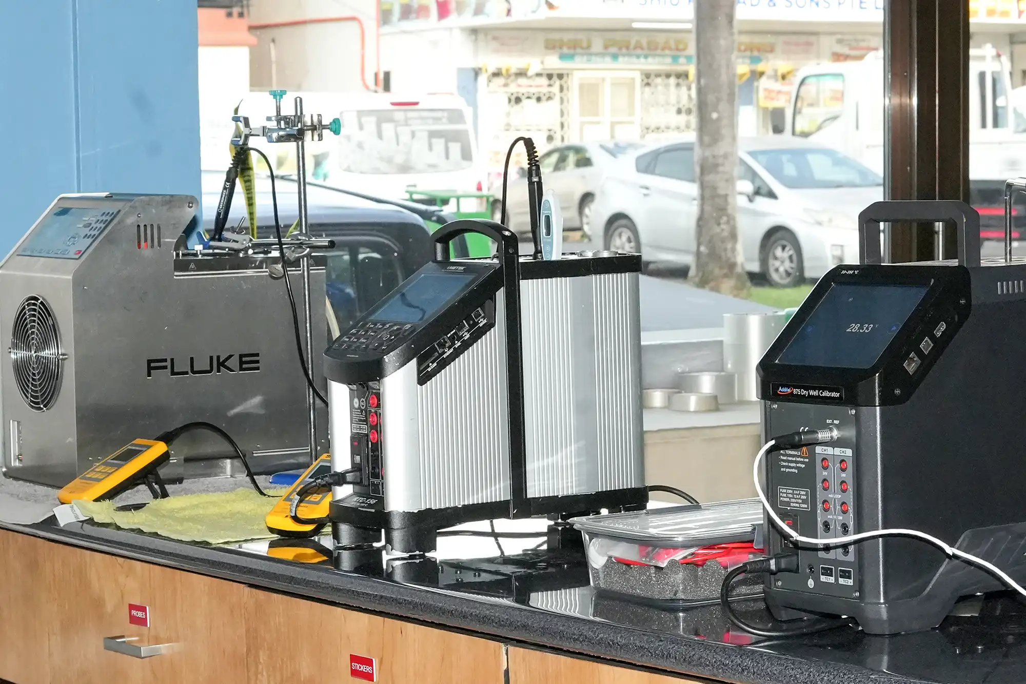 temperature and pressure measurement equipment