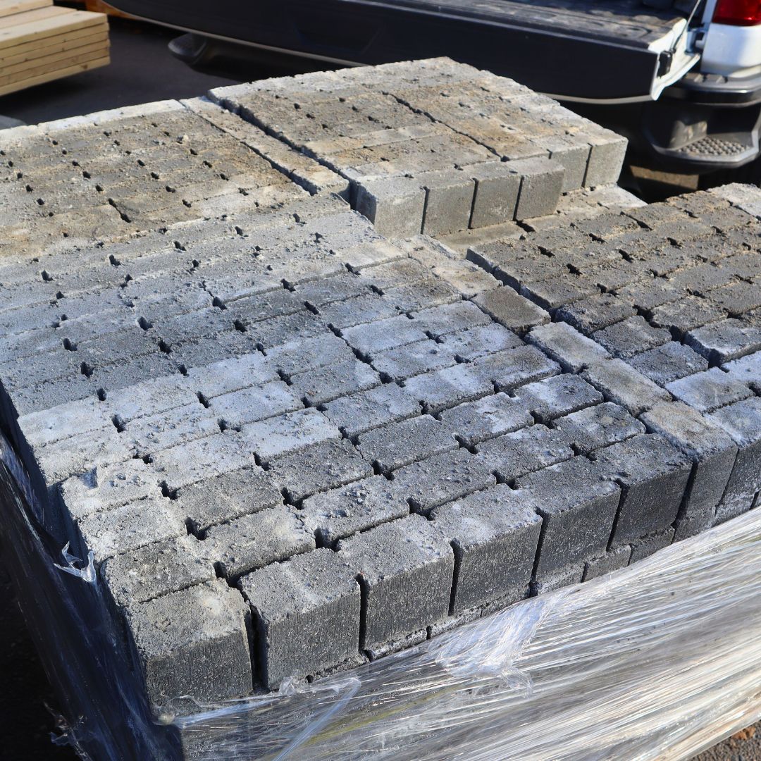 Concrete blocks, brick, cement, stone, nails, aluminum, and pipe for residential and commercial projects.