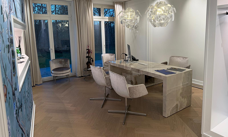Luxuriöser Besprechungsraum in Grünwald