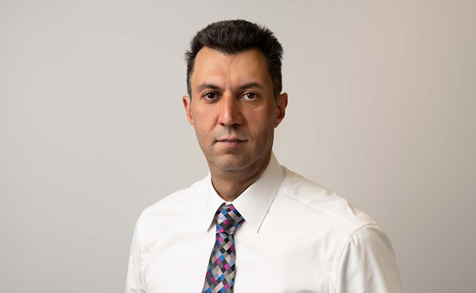 Amir Mondoir Art Gallery Amir testimonial