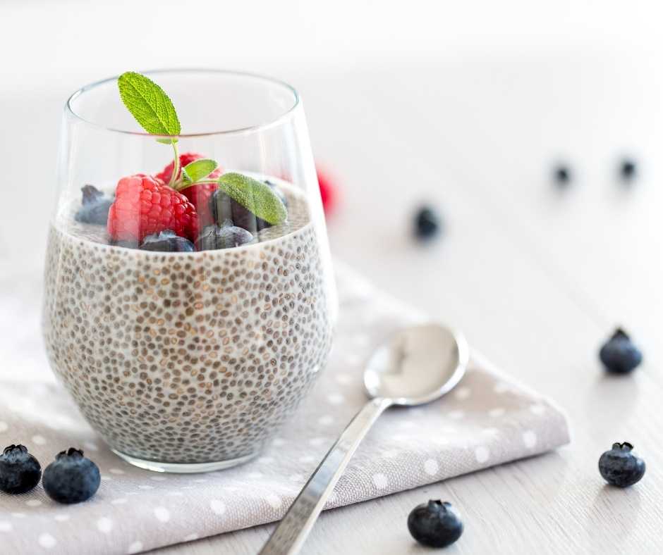 Healthy overnight chia pudding recipe prepared as part of the SheMed UK nutrition plan.
