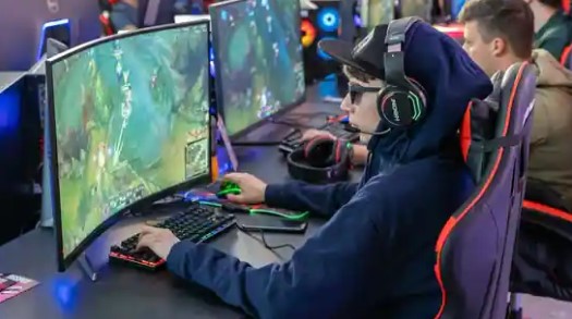 Safeguard consumer interest, Whitelist online gaming platfom