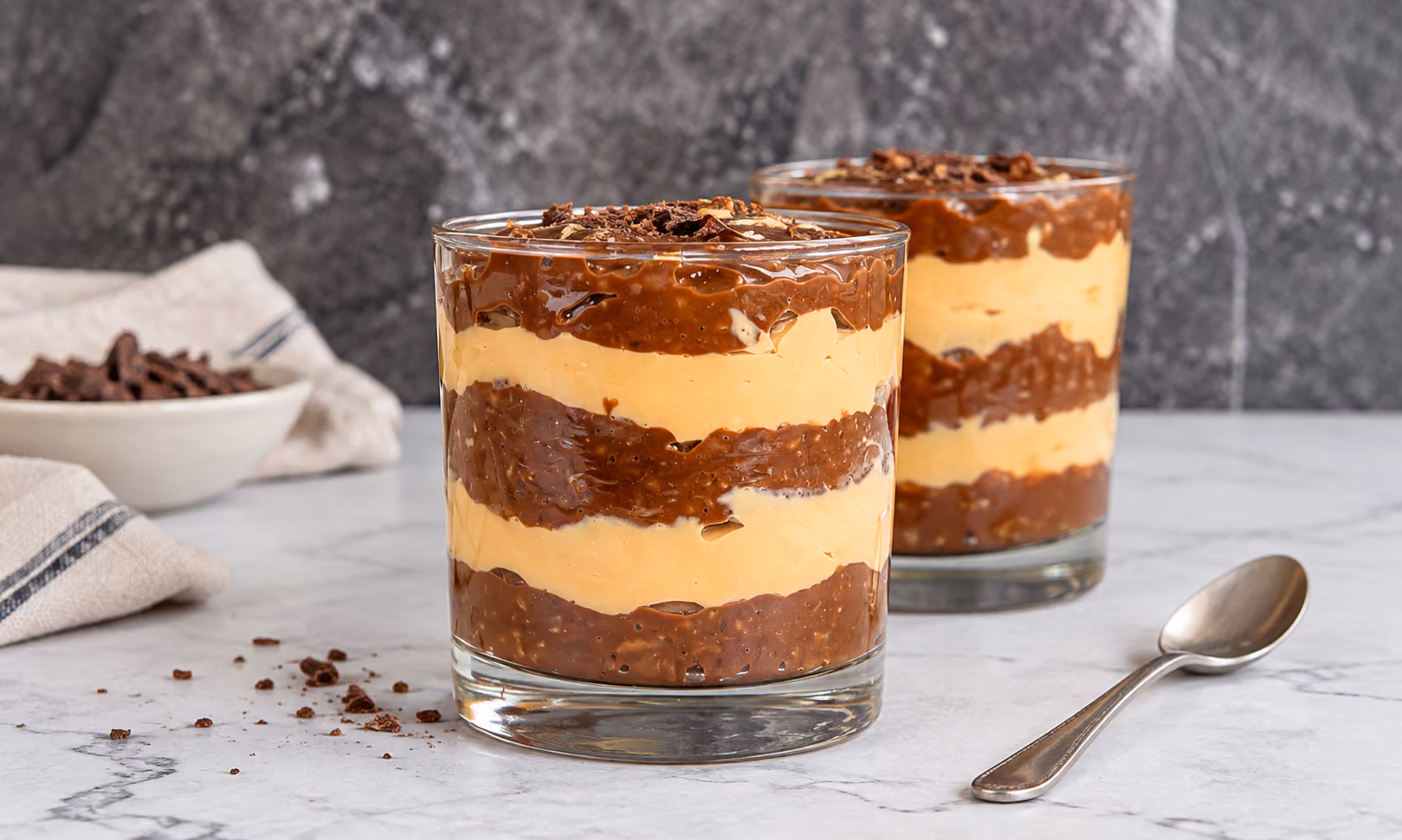 Postre sin horno de chocolate y avena: cremosa, fácil y lista en 20 minutos
