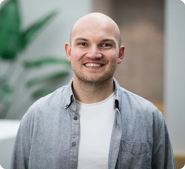 Marius is CSO and Co-Founder of Maesn.