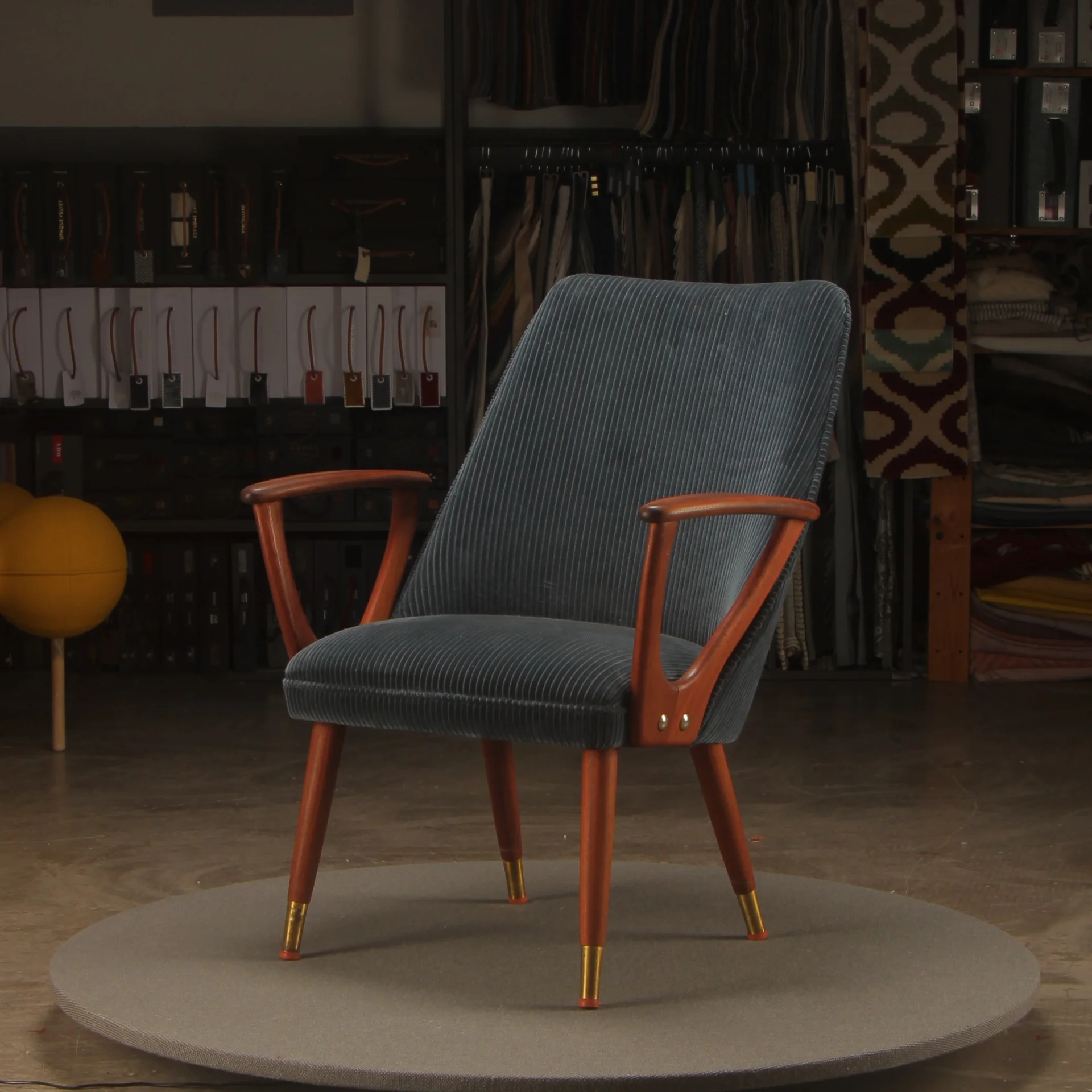 Skandinavischer Cocktailsessel — Nordisches Design | ca. 1955–1965