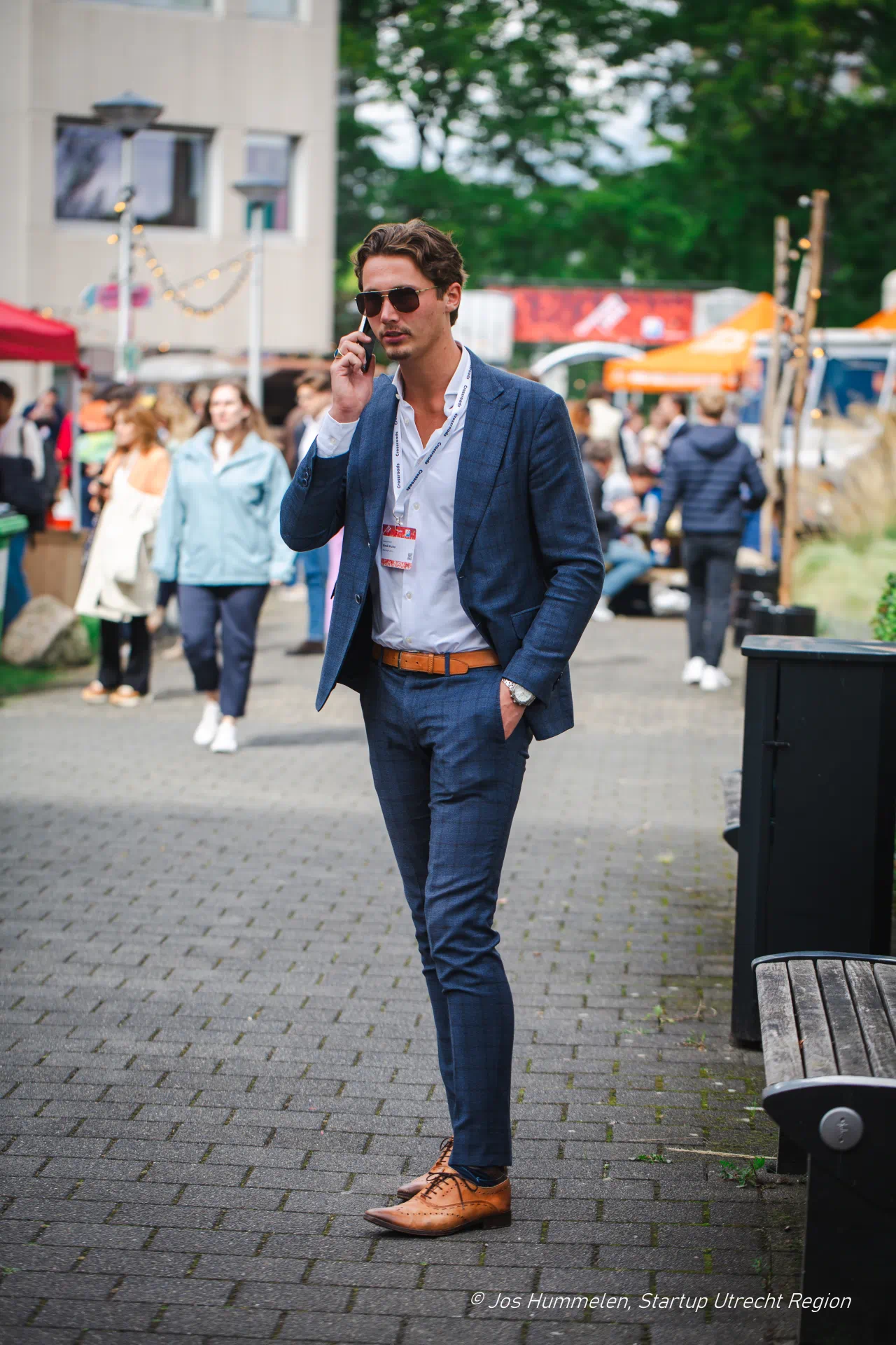 digital project interface filling the entire background