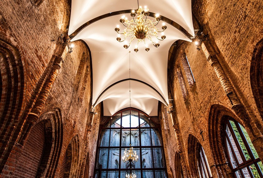 Klosterkirche Dargun – Textile Deckengestaltung