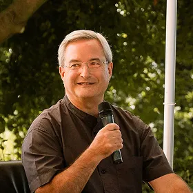 Portrait of Simon Glynn, Founder, ZeroIdeas.