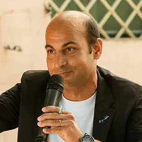 Portrait of Hussein Dhanani, Head of Sales & Strategic Partnership, Climeworks.