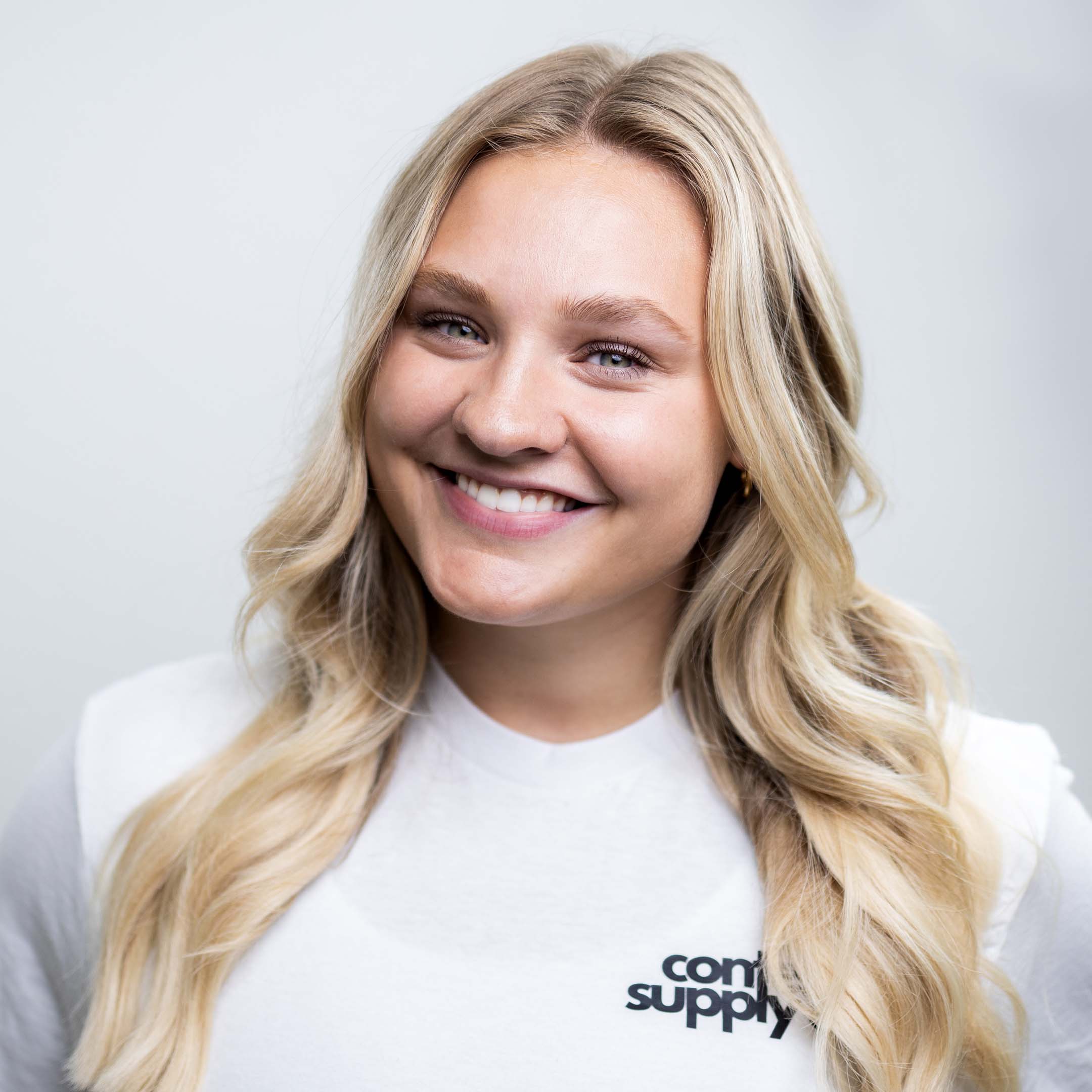 Dallin Nead black shirt