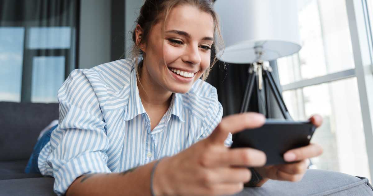 inspire emotion in facebook post