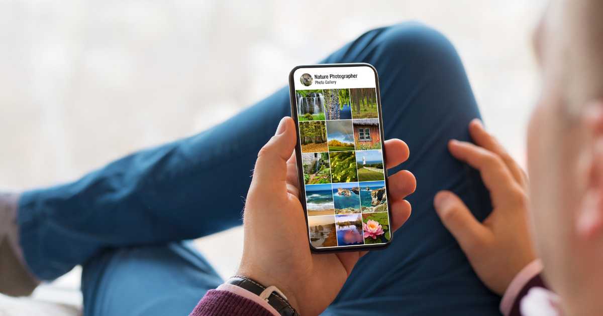 Unfold for creating Instagram stories