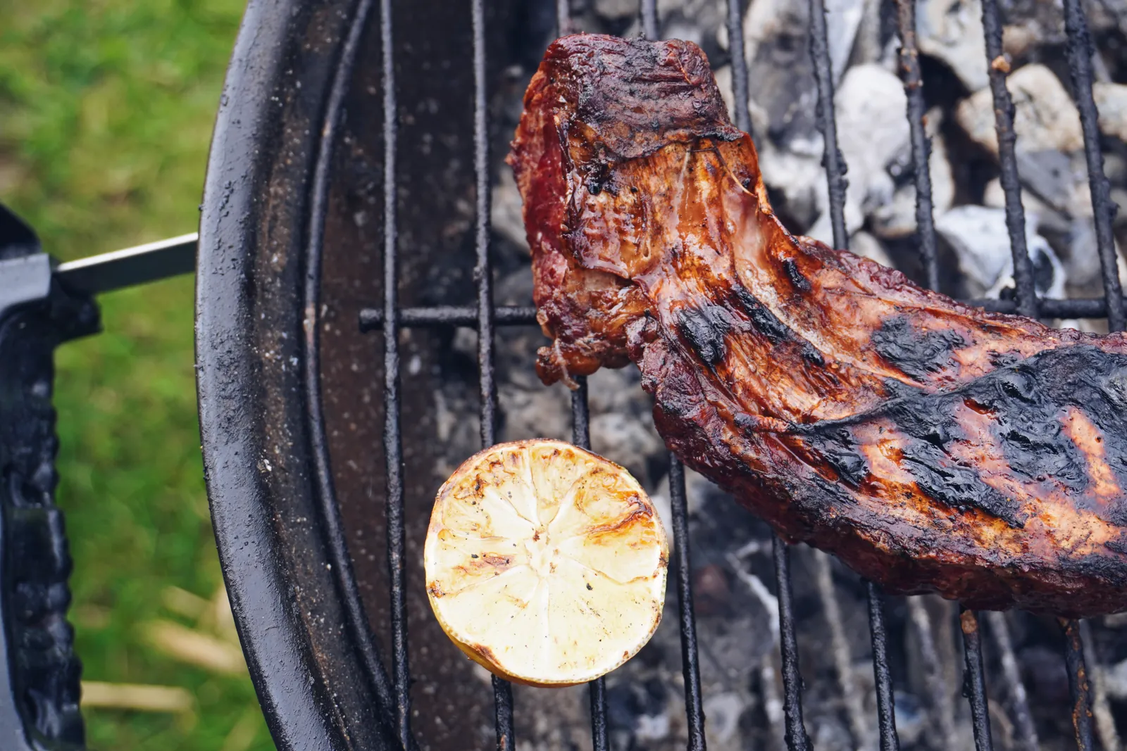 Grilled entraña, close up