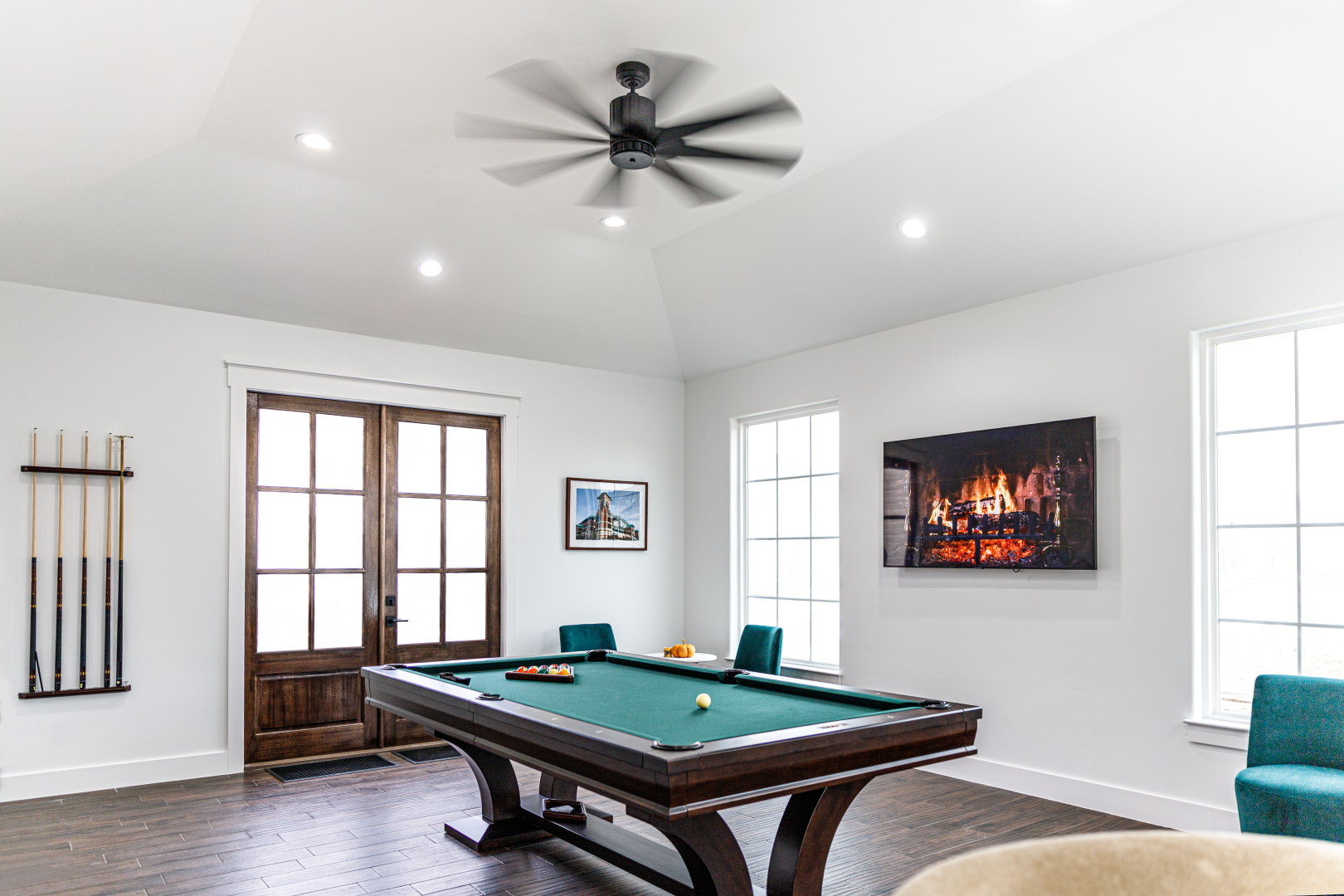 Meridiana adventure center exterior