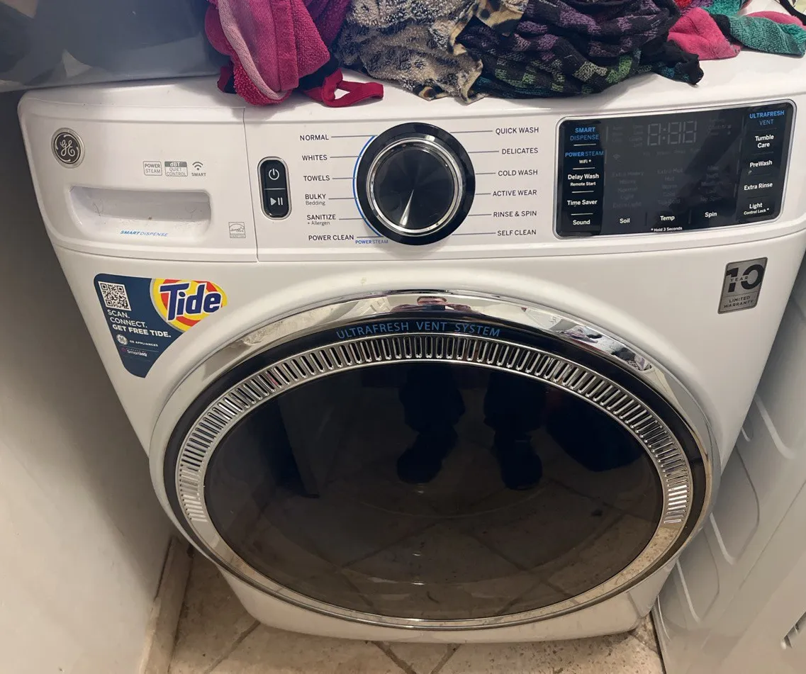 GE front load washer control panel and doorGE front load washer control panel and door