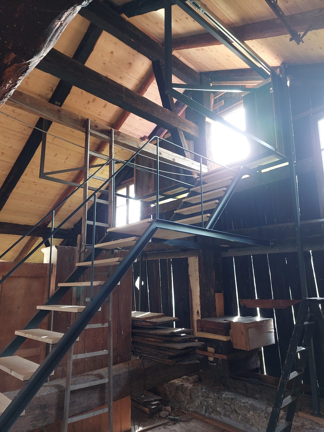 Sunstyle-Indach-Anlage auf geschütztem Bauernhaus in Corgémont