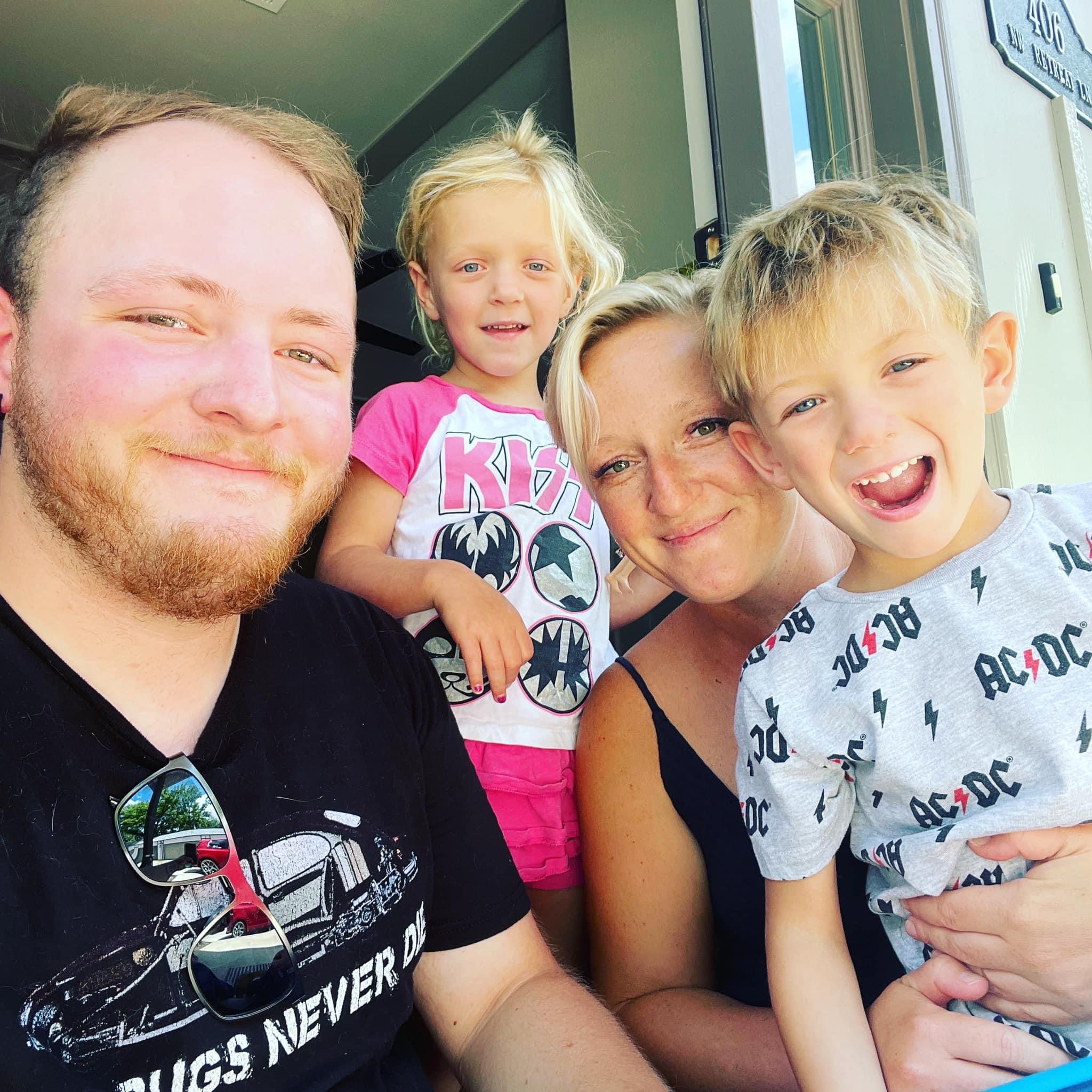 Soulfire Experience founder Melanie Merkling coaching session in nature